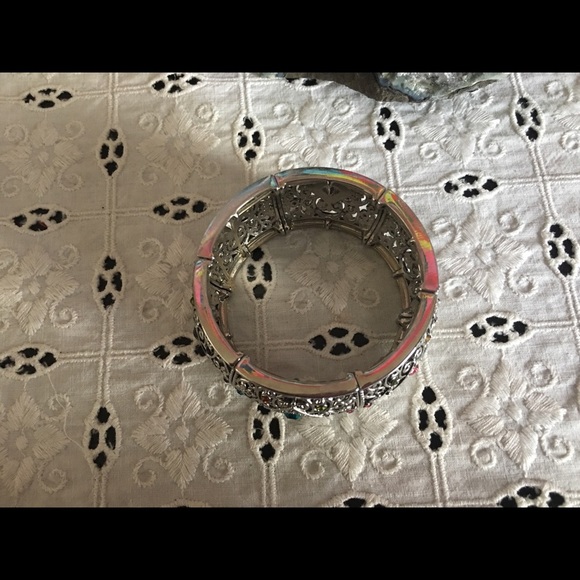 Premier Design Stretchy Bracelet EUC - Picture 3 of 6